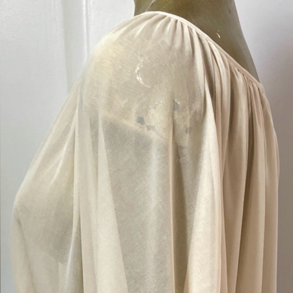 FOREIGN EXCHANGE Chic NWOT Ivory Split Back Semi … - image 6